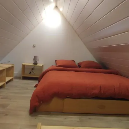 Mezzanine Aux Portes De Rennes شقة