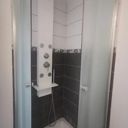 شقة Mezzanine Aux Portes De Rennes